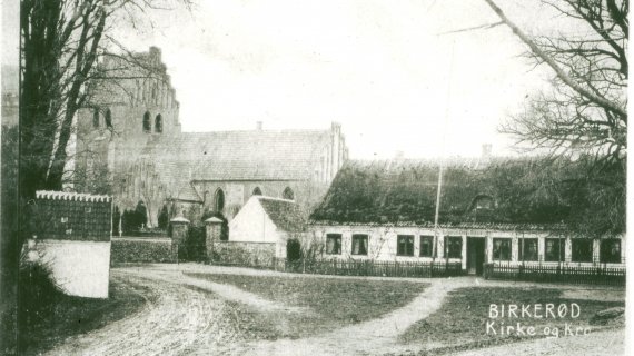Birkerød Kirke og Kro ca. 1890